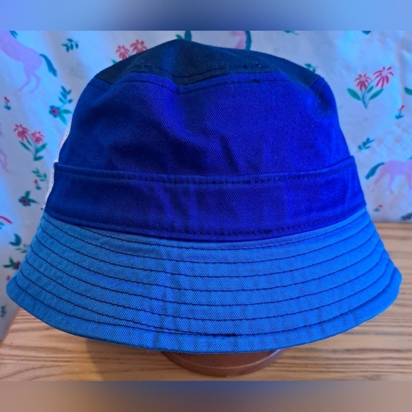 NWOT Lacoste Pique Blue & White Colorblock Casual Unisex Bucket Hat Cap main image 5
